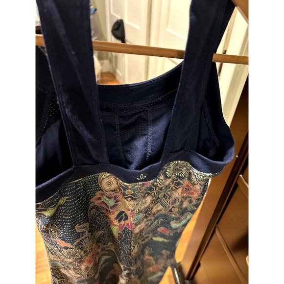 prAna Cantine Blue Anchor Kona Pattern Size XS Built in Bra Wicking Material - Picture 2 of 7